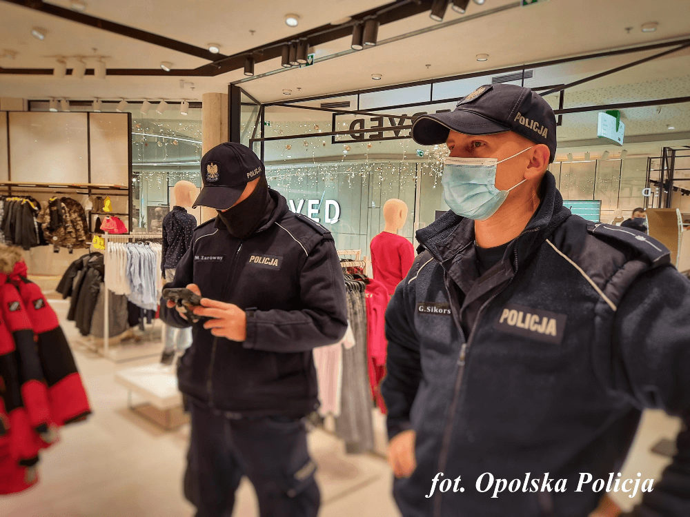 Policja ostrzega. Uwaga na kieszonkowców!