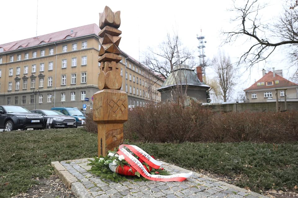 obelisk przyjaźni polsko-węgierskiej