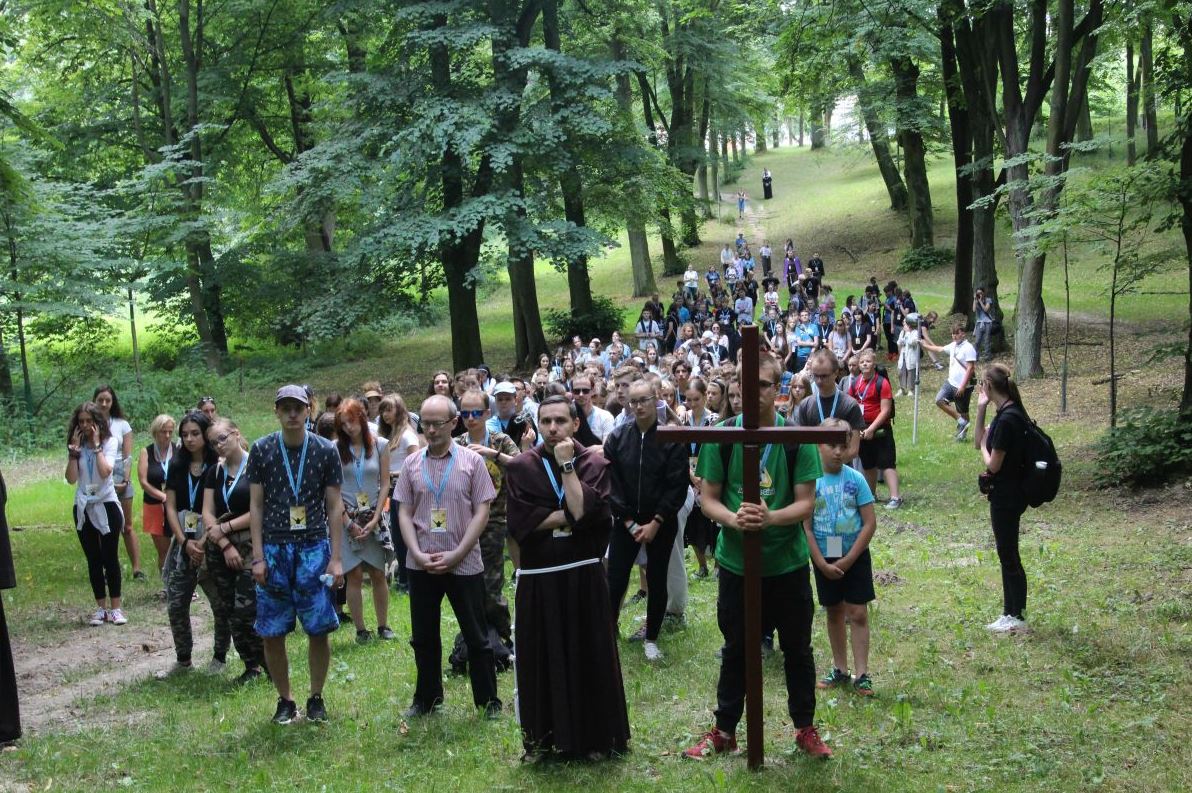 Młodzi z całej Polski spotkają się na Górze św. Anny. Spotkanie zaczyna się w poniedziałek (18.07) – sprawdź program