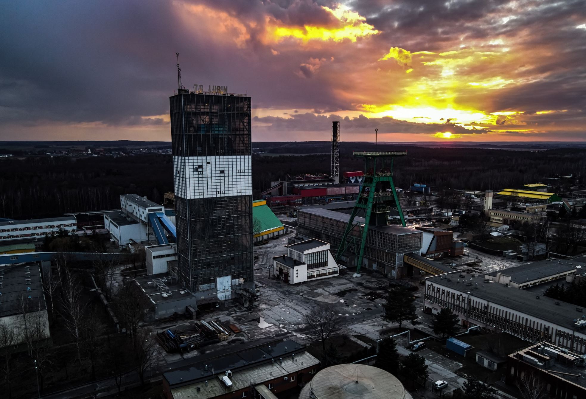 KGHM notuje zyski. Sprawdź, jaki osiągnęła wynik netto