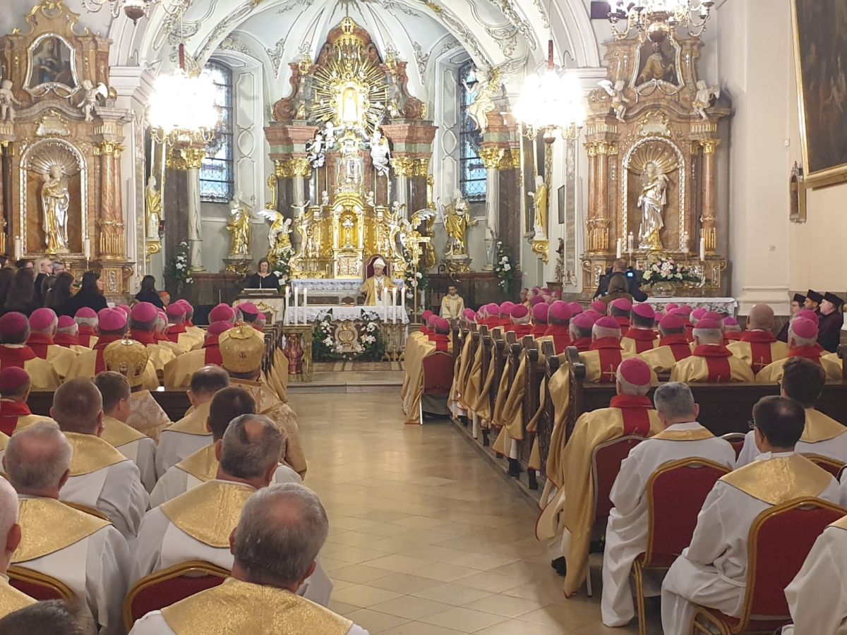 Biskupi z całej Polski dziękowali za diecezję opolską