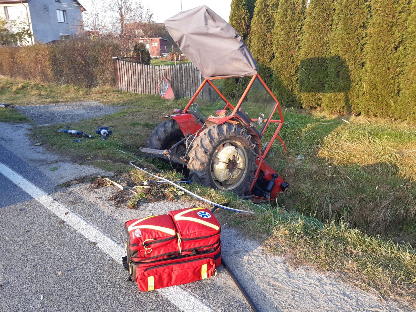 Wypadek ciągnika pod Jarnołtówkiem
