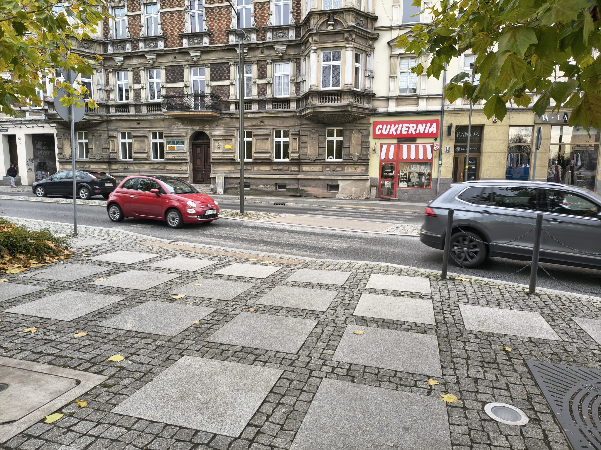 Opole likwiduje przejścia sugerowane przy Solaris Center